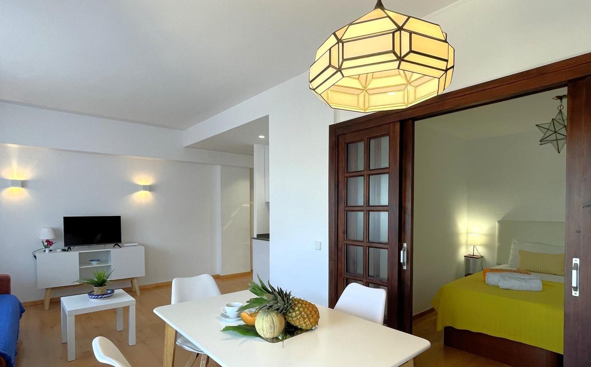 Mediterraneo 508. Fantastic Studio On The Beachfront With Sea Views. Marbella Kültér fotó